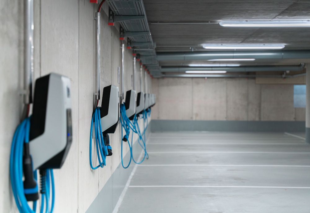carga eléctrica en garaje comunitario
